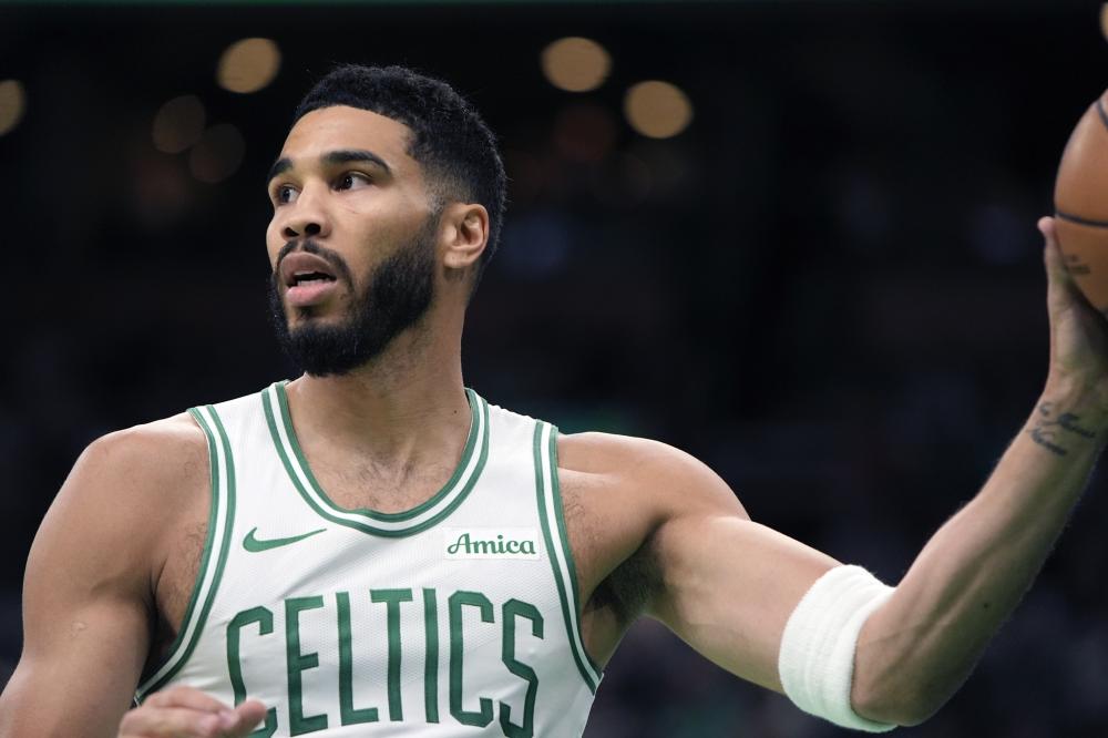 射门准星严 射门准星严