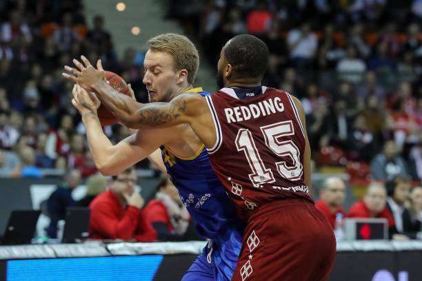 功传球次数 功传球次数